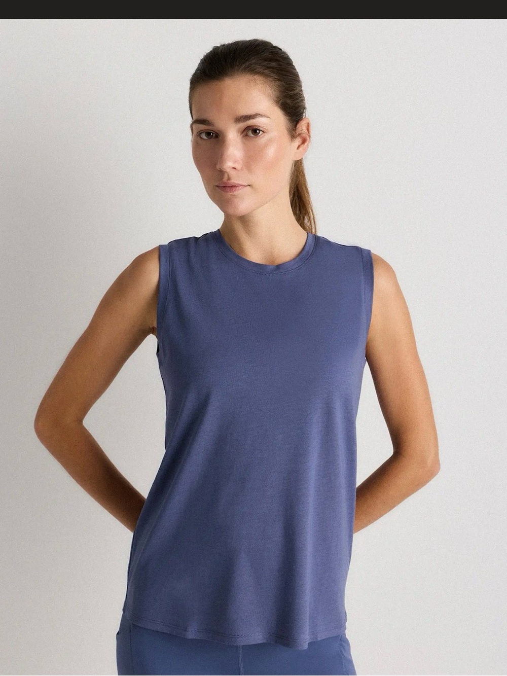 QUINCE cotton model muscle tank